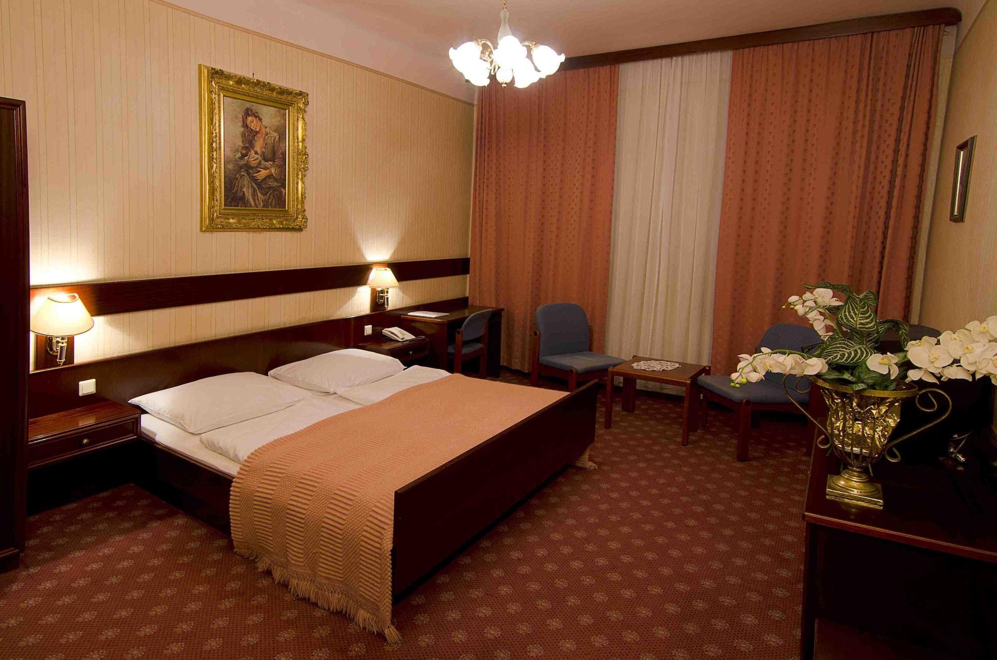 Hotel Cryston Відень Екстер'єр фото