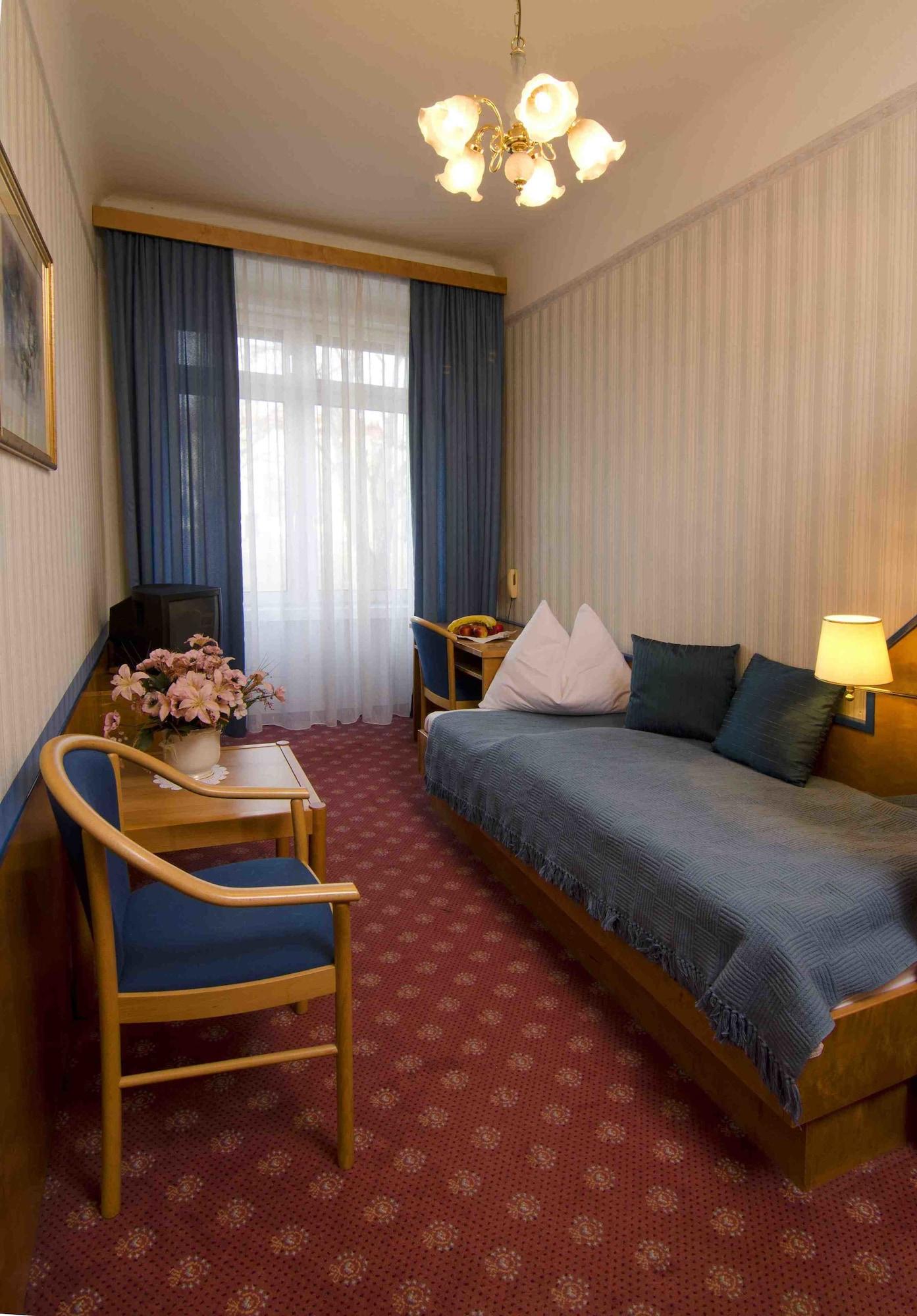 Hotel Cryston Відень Екстер'єр фото