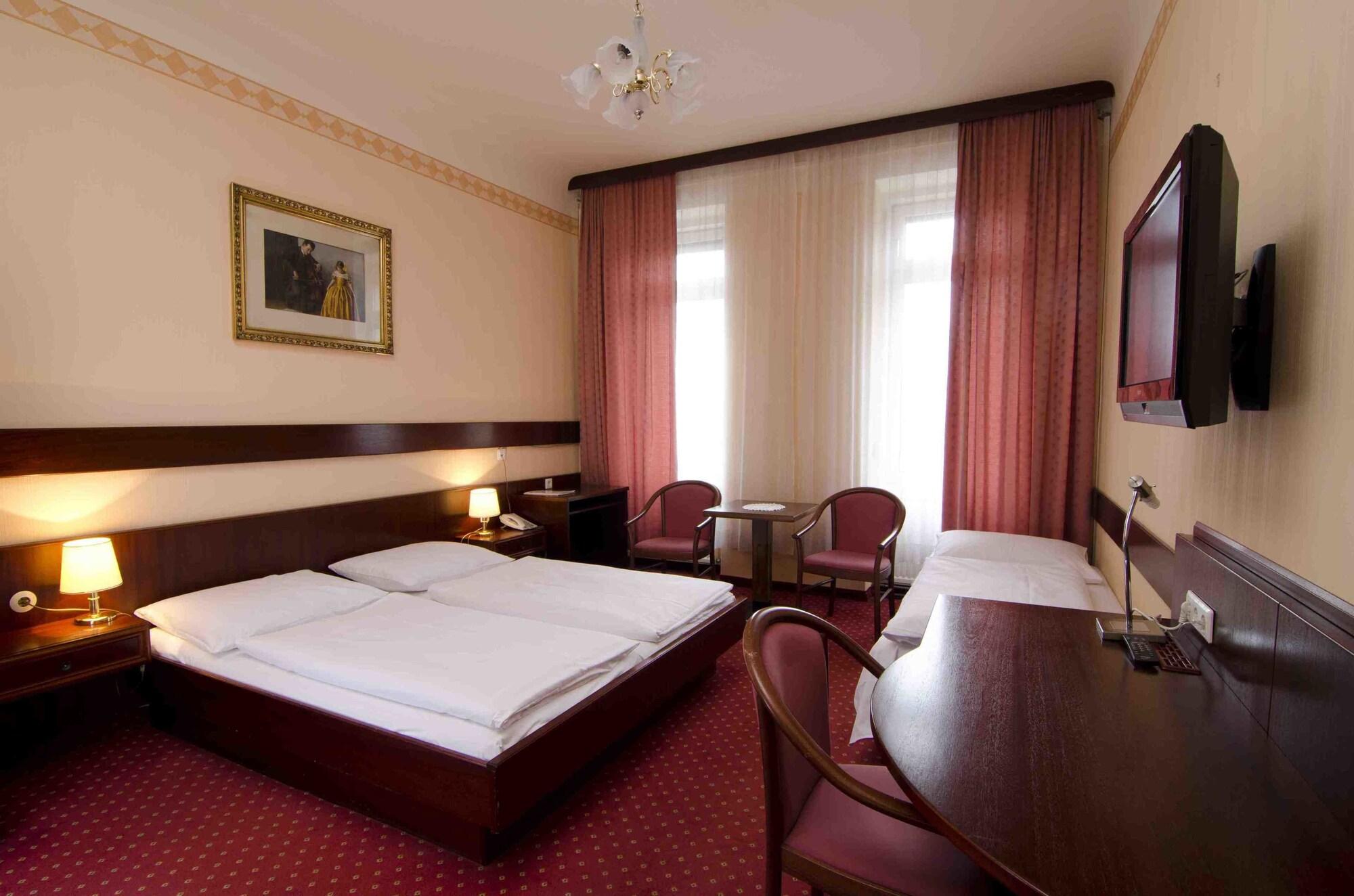 Hotel Cryston Відень Екстер'єр фото